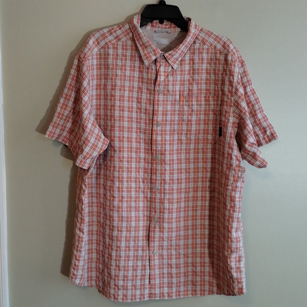 Men's Columbia Endless Trail Climalite Shortsleeve Button Down XL/1XL, Pre-Owned